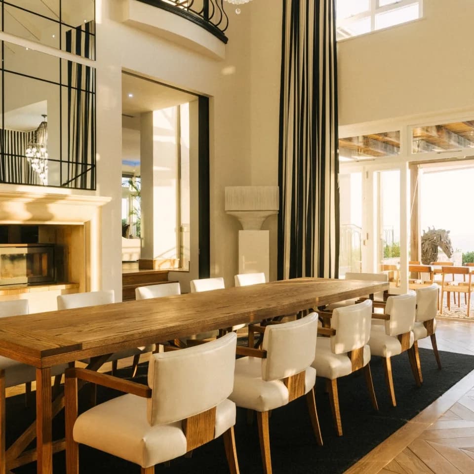 Double-volume dining room at Benguela Manor
